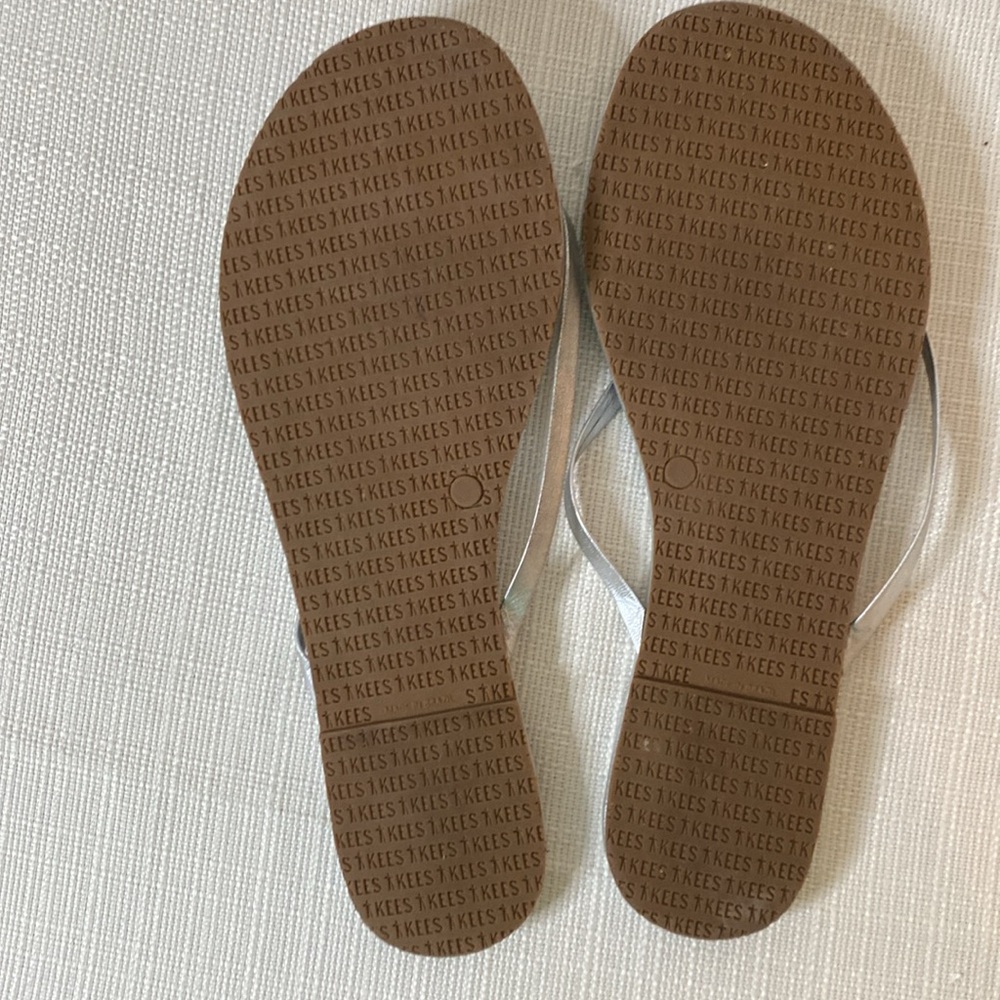 🐬Tkees Sandals🐬 - Picture 4 of 5